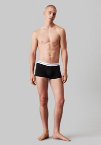 Calvin Klein Underwear - LOW RISE TRUNK 5 PACK ICON COTTON STRETCH - Uske bokserice - white/heather Minijatura 1