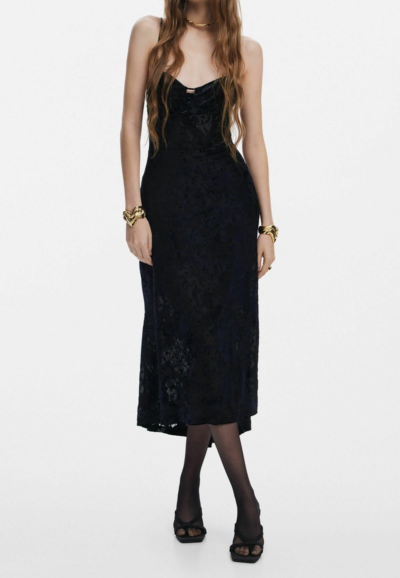 Desigual Vapaa-ajan mekko - black