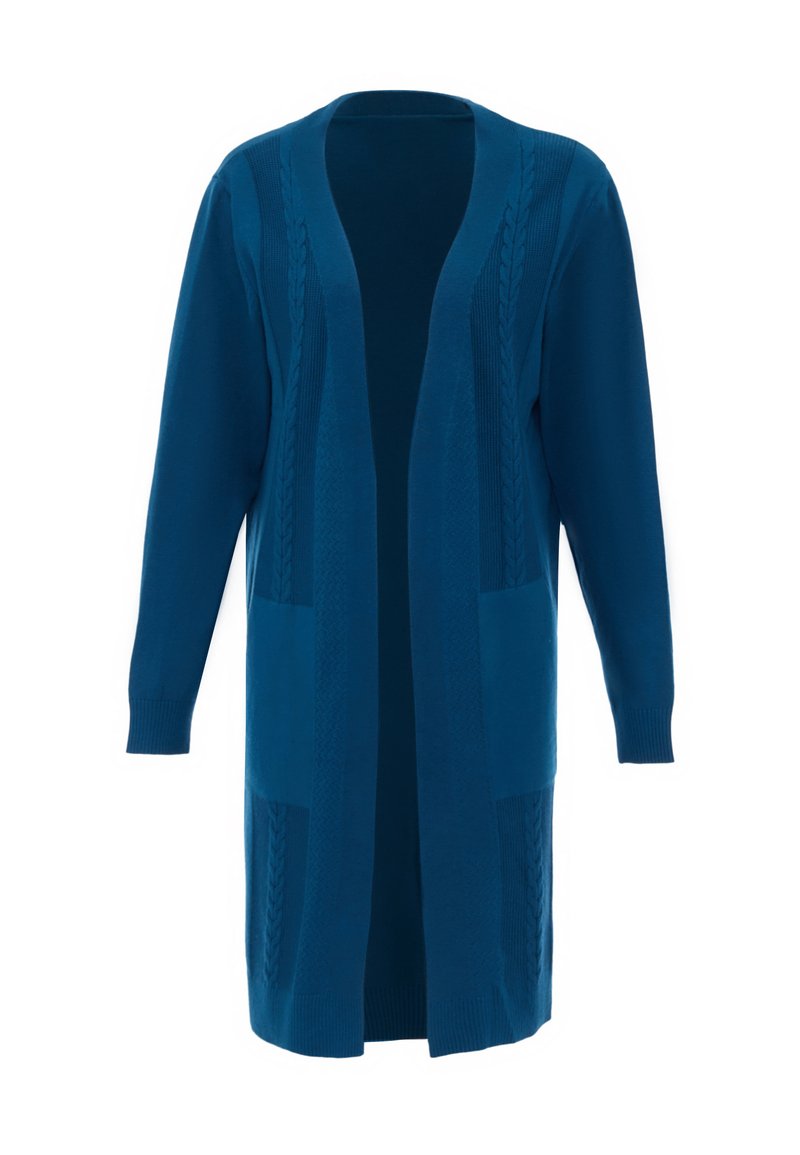 Cardigan lungo di colore blu profondo, realizzato in tessuto lavorato a maglia. Presenta motivi a treccia sul davanti e due ampie tasche. Design aperto davanti.