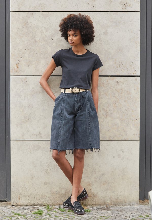 THE SLUB TEE - Basic T-shirt