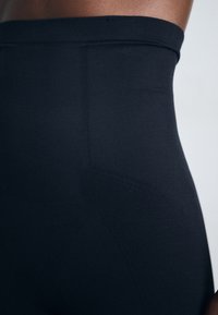 DORINA ABSOLUTE SCULPT HIGH WAISTED BIKER - Odjeća za oblikovanje - black