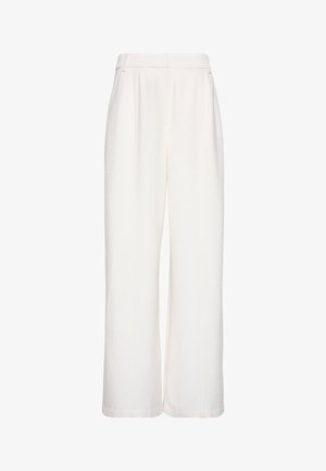 Witte hoge taille wijde broek met subtiele voorplooien en riemlussen, weergegeven op een effen witte achtergrond.