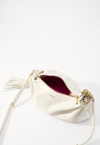 Lancel MABELLE - Torba preko tijela - snow