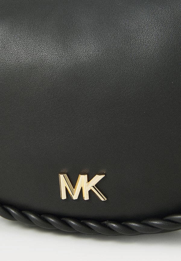 POUCHETTE - Handbag4