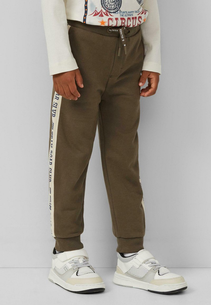 Pantaloni da jogging con pratiche tasche zippate - Nero