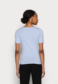 TOM TAILOR DENIM SLIM PRINTED - T-shirt básica - brunerra blue