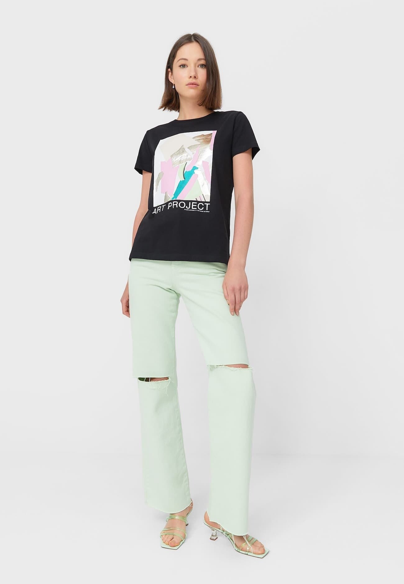 Stradivarius Maglietta Basic A Maniche Corte Nero Xxs | ShopTheLook -  Compra il look! Il modo più veloce per comprare gli outfit migliori sul web