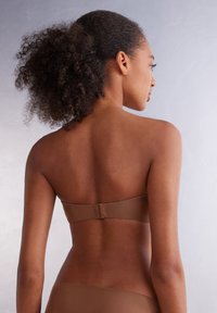 Intimissimi GIADA BANDEAU - Biustonosz bardotka