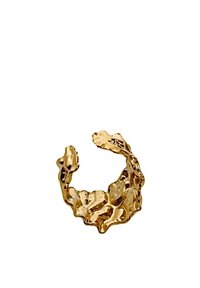 Anillo de oro con un diseño orgánico texturizado, que presenta formas desiguales y un acabado pulido, con un extremo abierto para un tamaño ajustable.