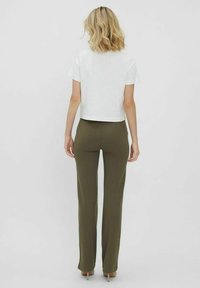 Vero Moda VMZAMIRA STRAIGHT - Trousers - tarmac