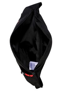 Pochette en tissu noir avec fermeture éclair, caractérisée par une texture lisse, un design minimaliste et un curseur de fermeture éclair rouge. L'intérieur est doublé de matériau noir.