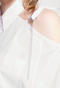 HUGO Robe de jour - white