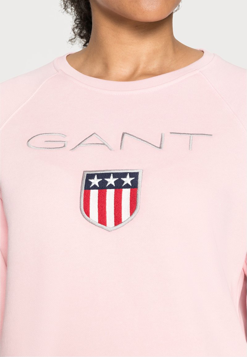 Damen Sweatshirts | GANT SHIELD LOGO C NECK Sweatshirt preppy pink/pink - GF18353 Damen Sweatshirts | GANT SHIELD LOGO C NECK Sweatshirt preppy pink/pink - GF18353