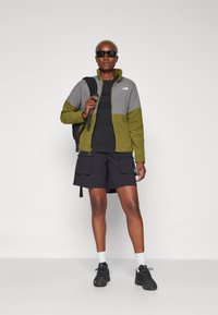 The North Face GLACIER HEAVYWEIGHT FULL ZIP JACKET - Jakna iz flisa - forest olive/smoked pearl