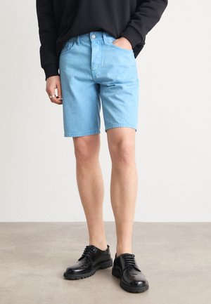BOSS ANDERSON - Relaxed & Loose Fit - Short en jean - open blue