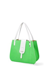 Borsa a rete verde con dettagli in pelle bianca, base piatta, parte superiore arrotondata, doppi manici e chiusura con pattina anteriore.