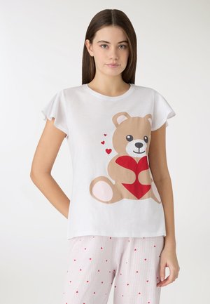 - Zestaw bielizny nocnej