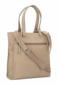 Bolso tote de piel beige con dos asas resistentes, una correa ajustable, bolsillo frontal con cremallera y textura suave. Presenta detalle del logo en la correa.