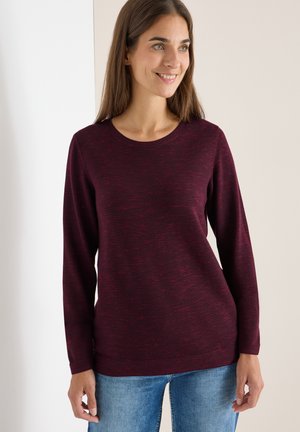 - Sweter