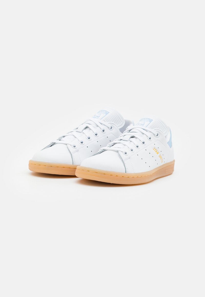 adidas gazelle silver green womens Stan Smith Mens Lifestyle Shoes (White/Black/Gum)