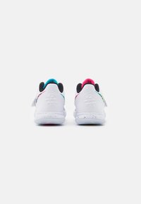 Nike Performance Obuwie do koszykówki