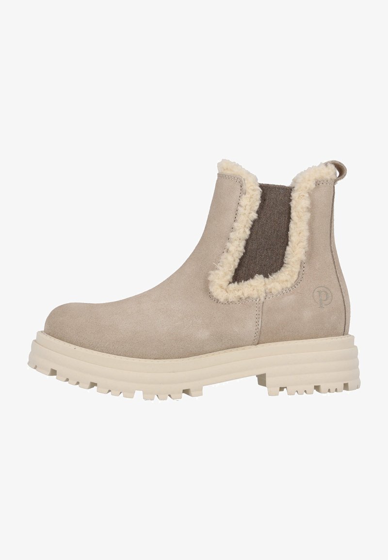 Beige suède enkellaarsjes met een nepbontafwerking en bruine elastieken zijkanten. Stevige witte rubberen zool met een geprofileerd patroon voor grip.