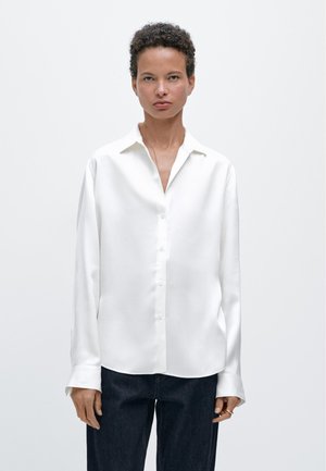 Massimo Dutti FLOWING SATIN LONG SLEEVE - Button-down blouse - white denim