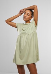 Urban Classics EMPIRE VALANCE TEE - Kjole - softsalvia