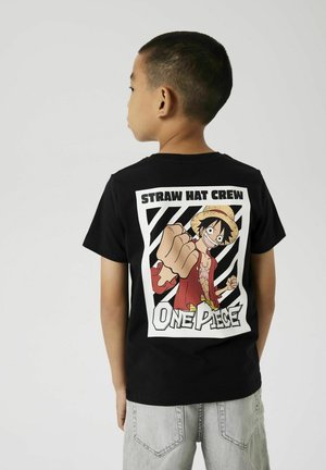 Schwarzes Baumwoll-T-Shirt mit einem Cartoon-Graphic eines Charakters mit Strohhut und geballter Faust, beschriftet mit "Straw Hat Crew One Piece."