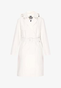 Ei valittu, offwhite