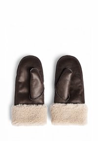 Hnedé kožené rukavice s plyšovým béžovým kožúškom na zápästí, ktoré majú výrazný otvor na palec a hladký povrch.