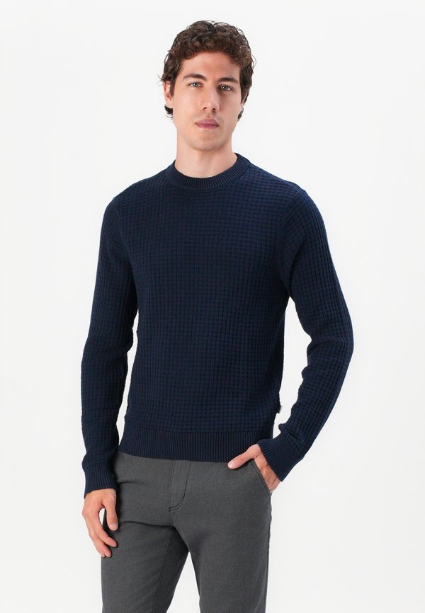 KARLO STRUCTURED CREW NECK KNIT - Jumper3