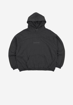 Must kapuutsiga pusa esikäe kenguru tasku ja peenelt rinnale tikitud "wasted" tekstiga.