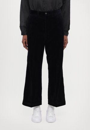 CROPPED FLAT FRONT - Stoffhose - black