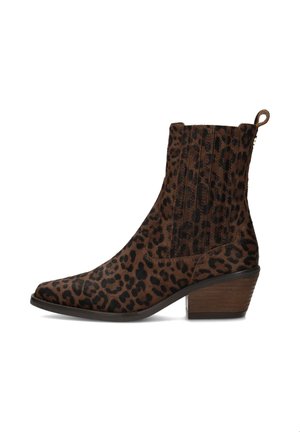 Stivaletto a stampa leopardata realizzato in camoscio. Presenta una punta squadrata, un tacco a stack e costine elastiche per la massima flessibilità. Palette di colori marrone e nero.
