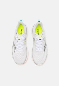 Saucony RIDE 17 - Scarpe da corsa su strada - white/vizi