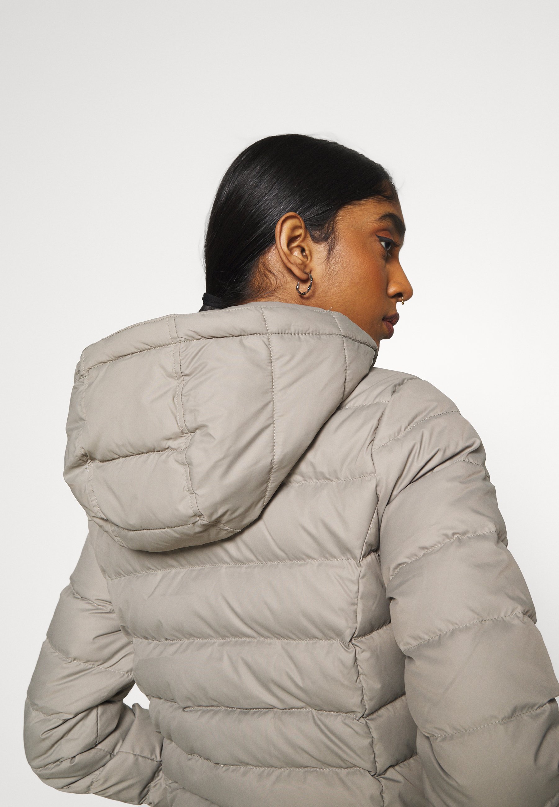 Tommy Jeans BASIC HOODED JACKET 