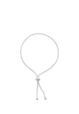 Verstellbares silbernes Schlangenkettenarmband mit einem Schiebverschluss und zwei kleinen runden Endperlen auf weißem Hintergrund.