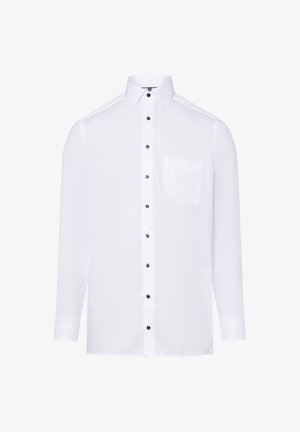Weißes Langarmhemd aus glattem Stoff; mit einer durchgehenden Knopfleiste mit schwarzen Knöpfen und einer Brusttasche.
