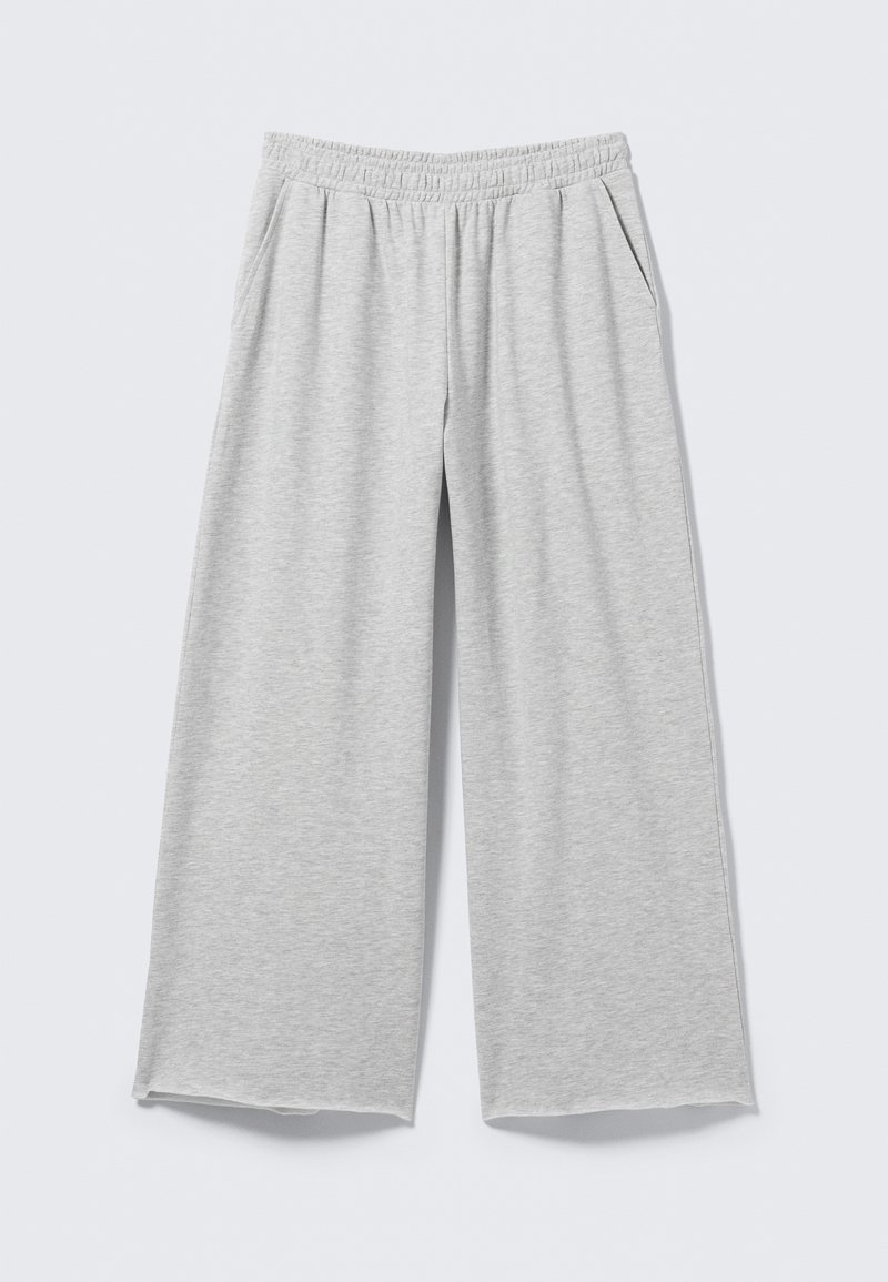 Light gray wide-leg pants made of soft cotton fabric, featuring an elastic waistband and side pockets. Smooth texture, no visible patterns.