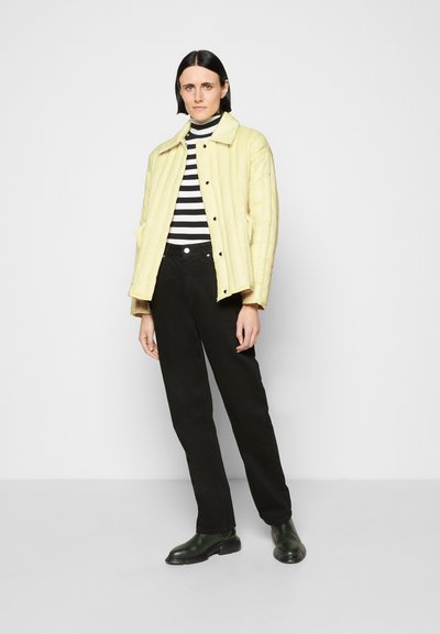 Holzweiler SPRING JACKET - Casaco de penas - light yellow