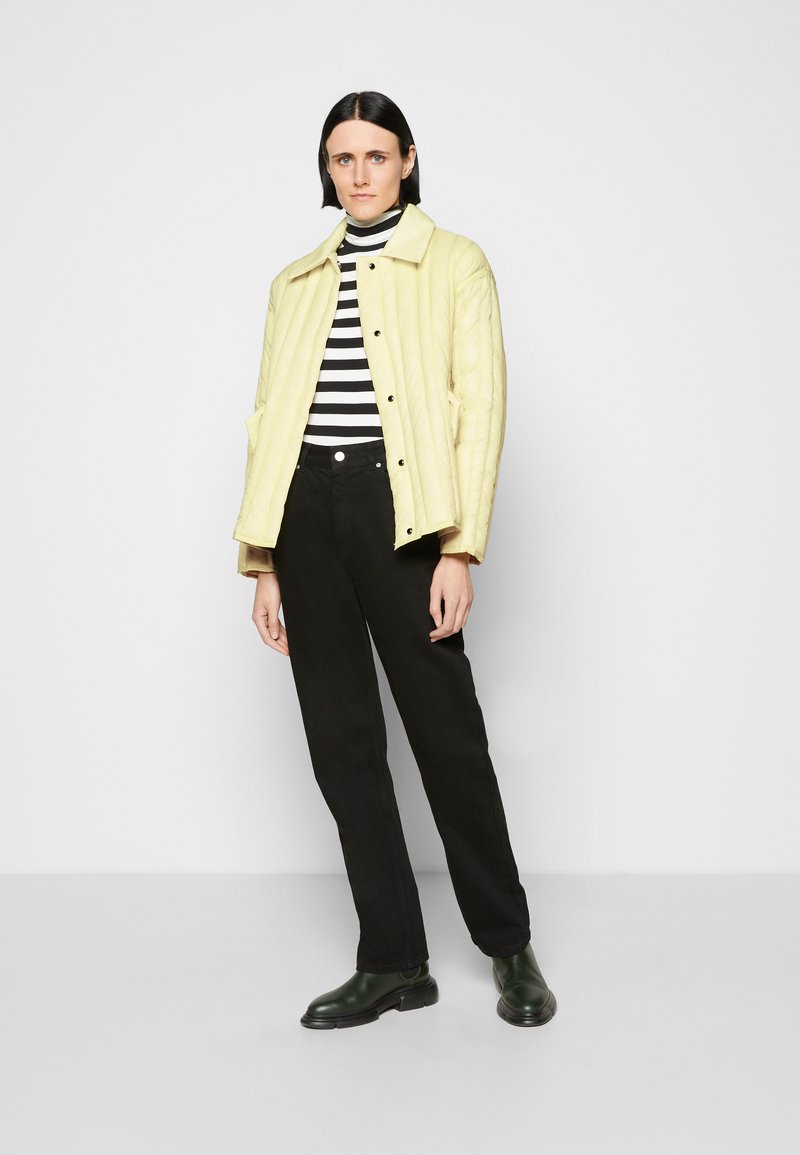 Damen Bekleidung | Holzweiler SPRING JACKET Daunenjacke light yellow/hellgelb - CT82972 Damen Bekleidung | Holzweiler SPRING JACKET Daunenjacke light yellow/hellgelb - CT82972