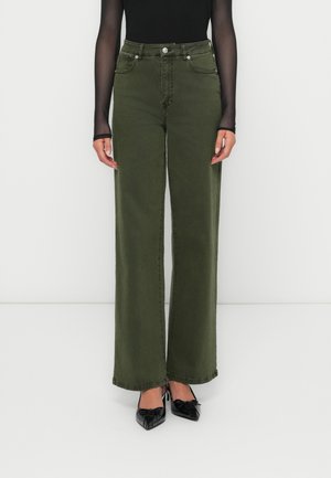 ONLJUICY MISSOURI WIDE PANT - Sirgete säärtega teksad - forest night