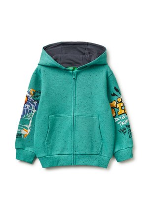 Turquoise zip-up hoodie met gevoerde capuchon, voorzakken en kleurrijke grafische prints op beide mouwen tegen een witte achtergrond.