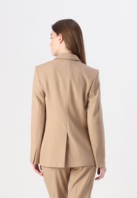 Calvin Klein Blejzer - amphora