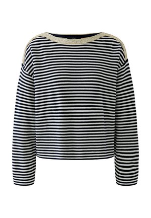 Marineblauw-wit horizontaal gestreepte trui met lange mouwen en een brede halslijn, afgezet met beige textuurgaren.