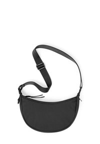 Borsa a tracolla in tessuto nero con forma arrotondata, cinturino regolabile e chiusura con zip. La superficie presenta una sottile trama e un design pulito.