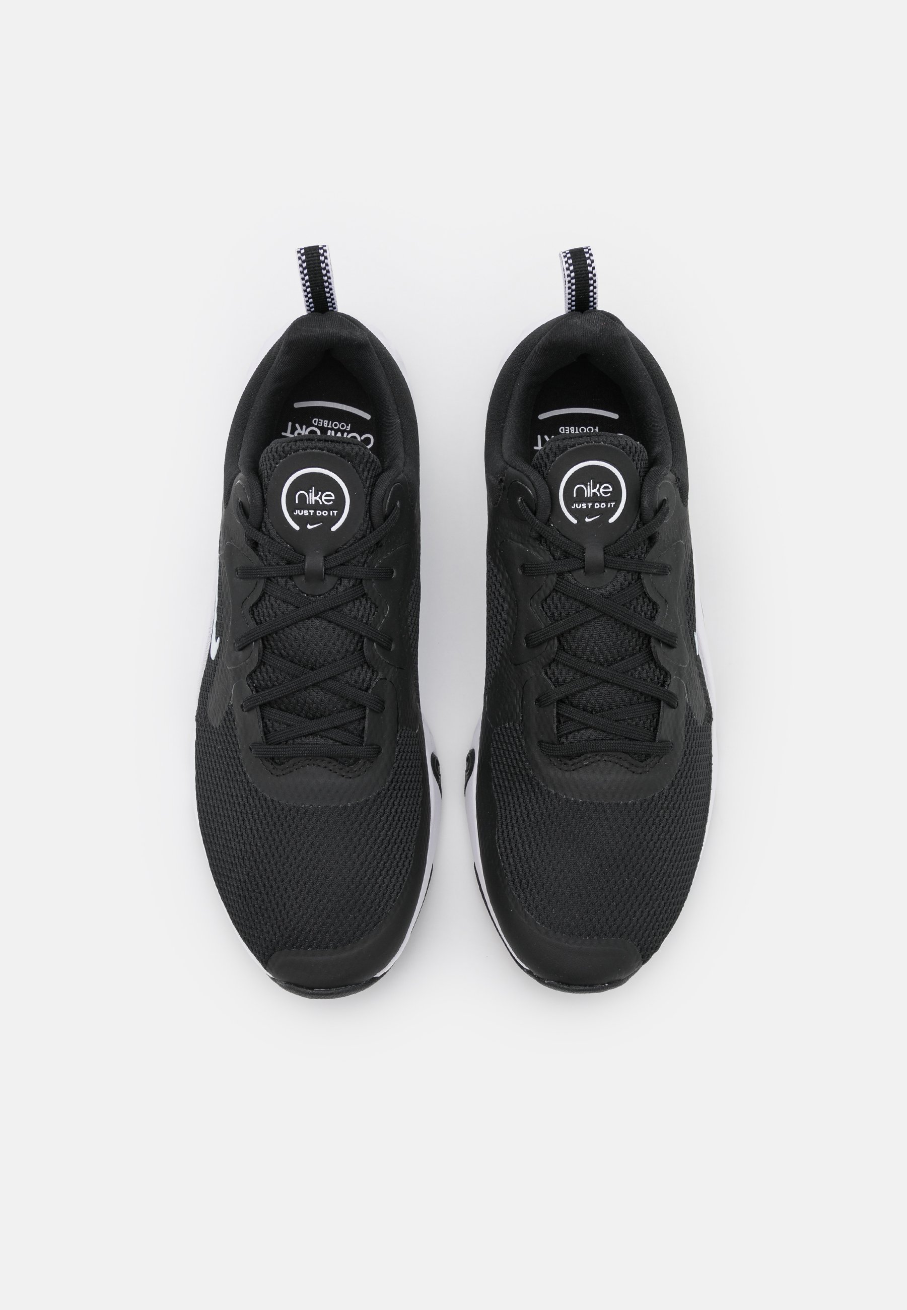 Nike Performance RENEW IN SEASON TR 11 