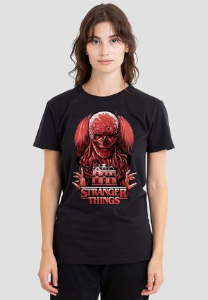 STRANGER THINGS VECNA HORROR - Print T-shirt - black