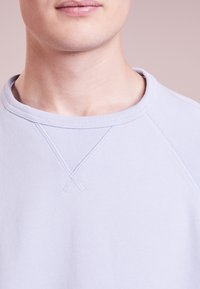 DRYKORN Sudadera - blue